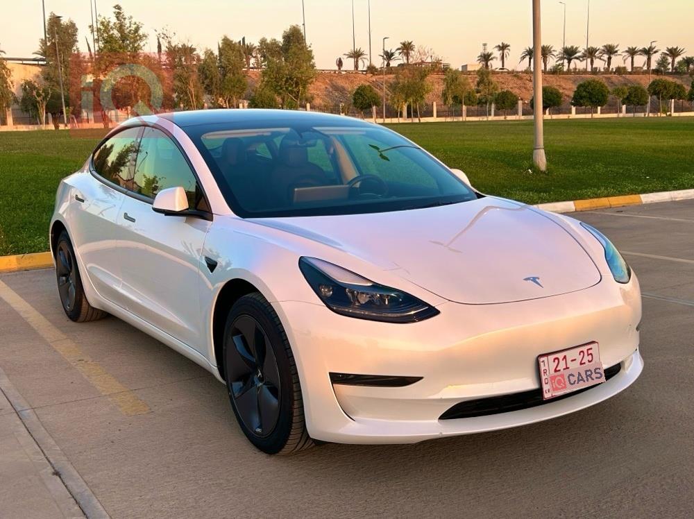 تسلا موديل 3